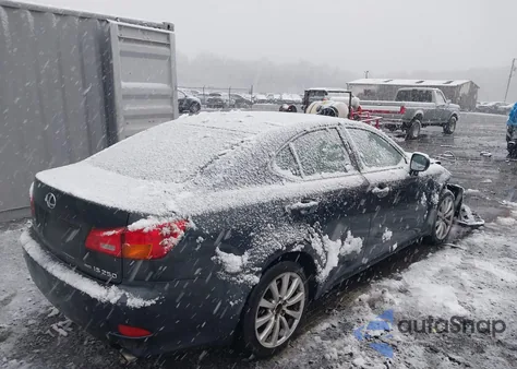 2006 Lexus Is 250 from USA, damaged, VIN JTHCK262X62007965